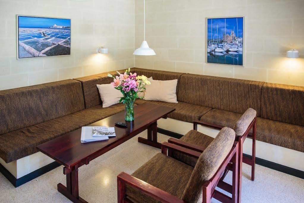 Mellieha Holiday Centre Bagian luar foto
