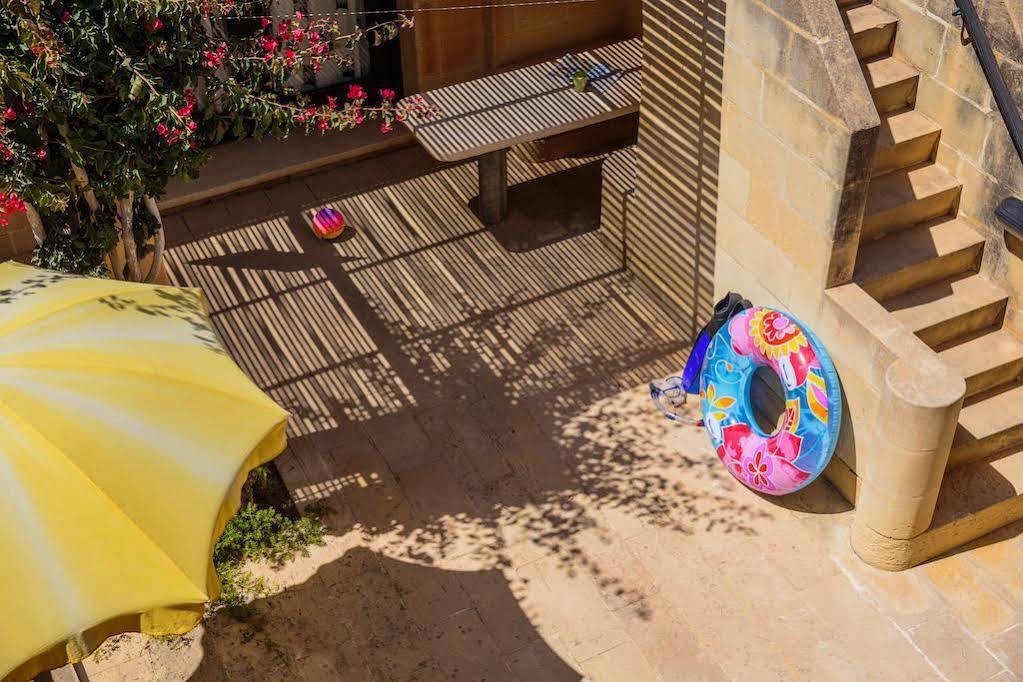 Mellieha Holiday Centre Bagian luar foto