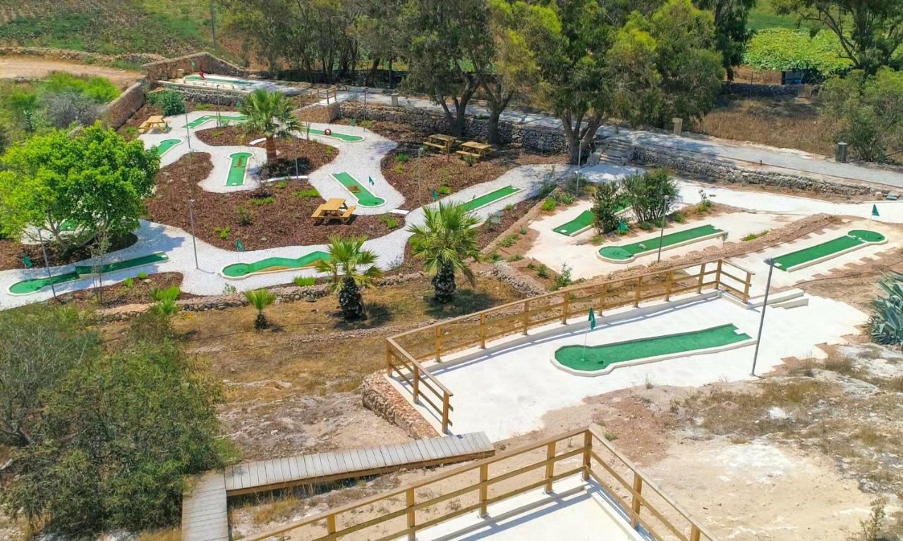 Mellieha Holiday Centre Bagian luar foto