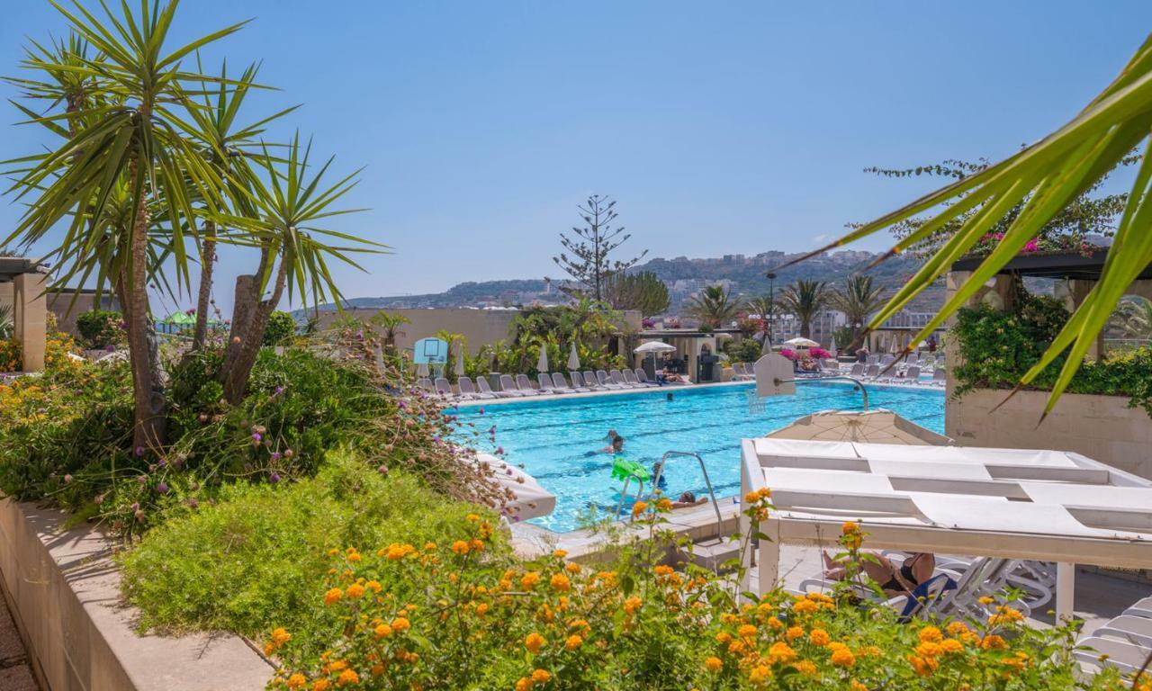 Mellieha Holiday Centre Bagian luar foto