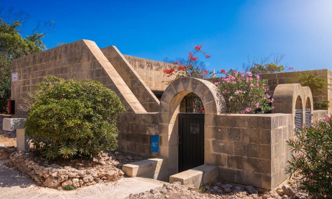 Mellieha Holiday Centre Bagian luar foto