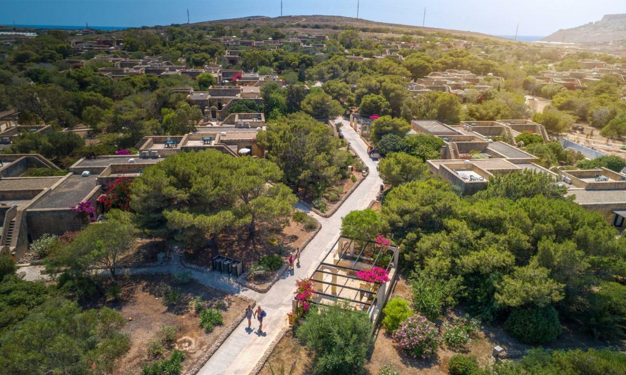 Mellieha Holiday Centre Bagian luar foto