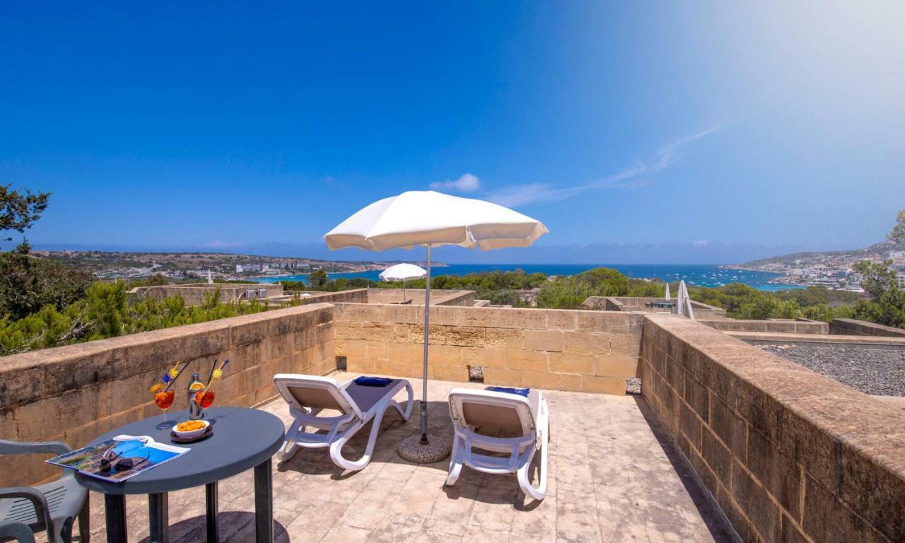 Mellieha Holiday Centre Bagian luar foto