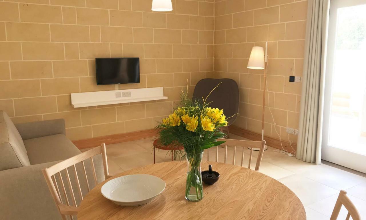 Mellieha Holiday Centre Bagian luar foto