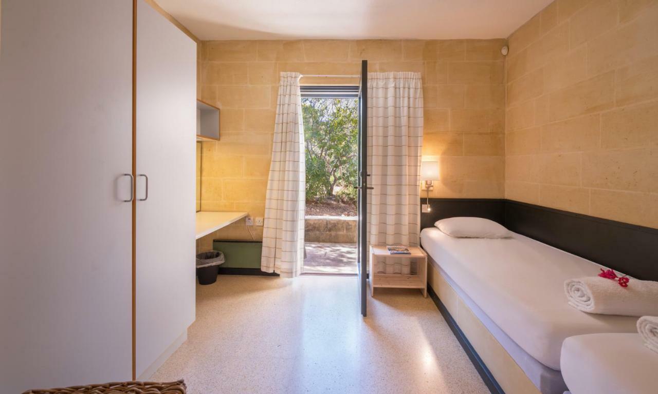 Mellieha Holiday Centre Bagian luar foto
